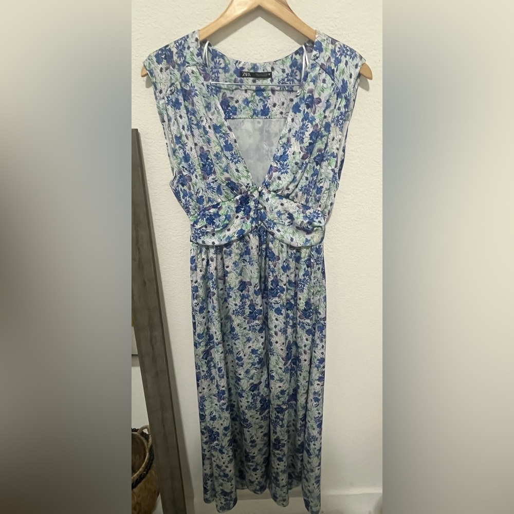 ZARA Floral Sleeveless Dress
